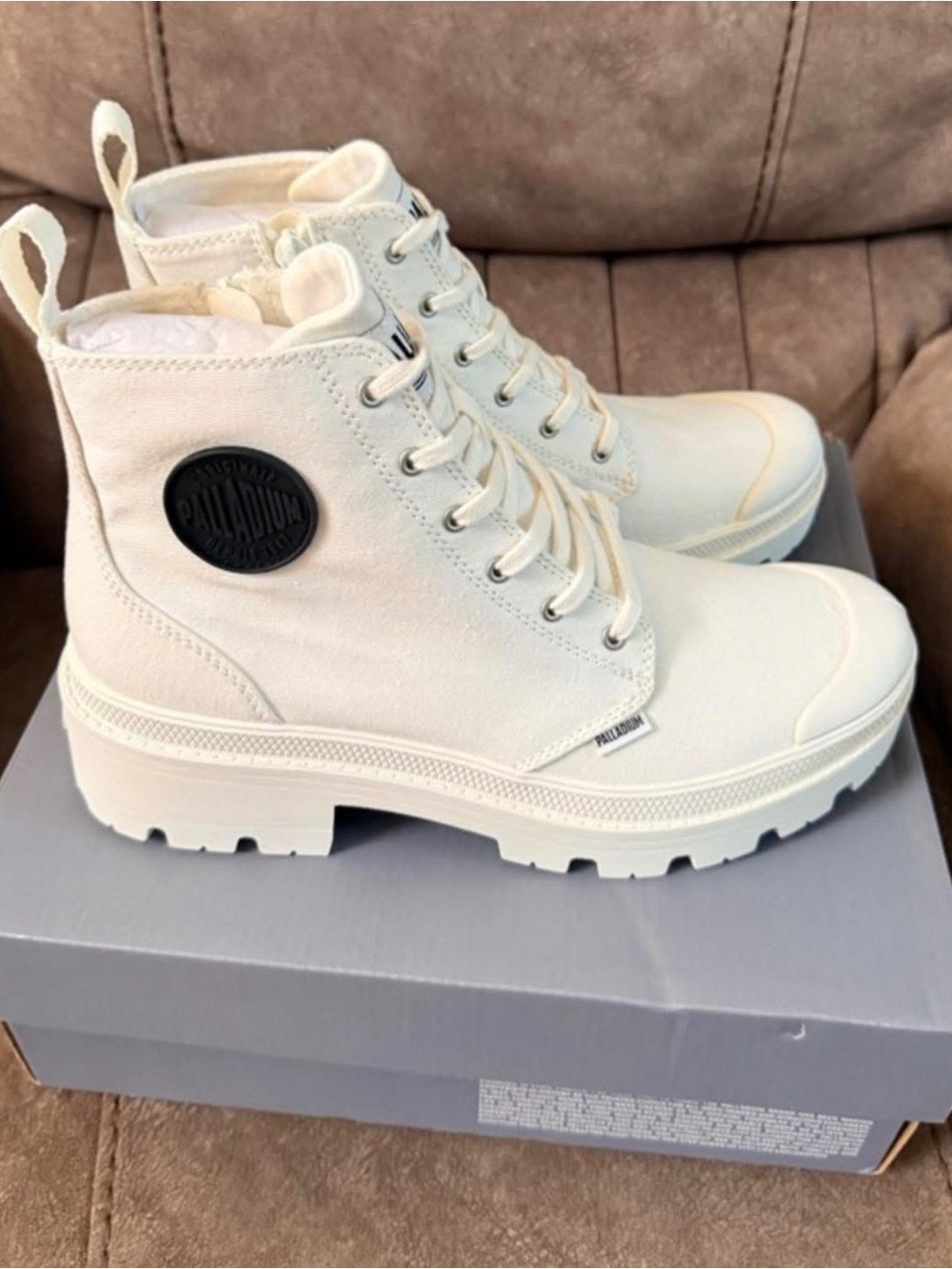 Palladium Women's Cream Canvas Lace-Up Lug Boots